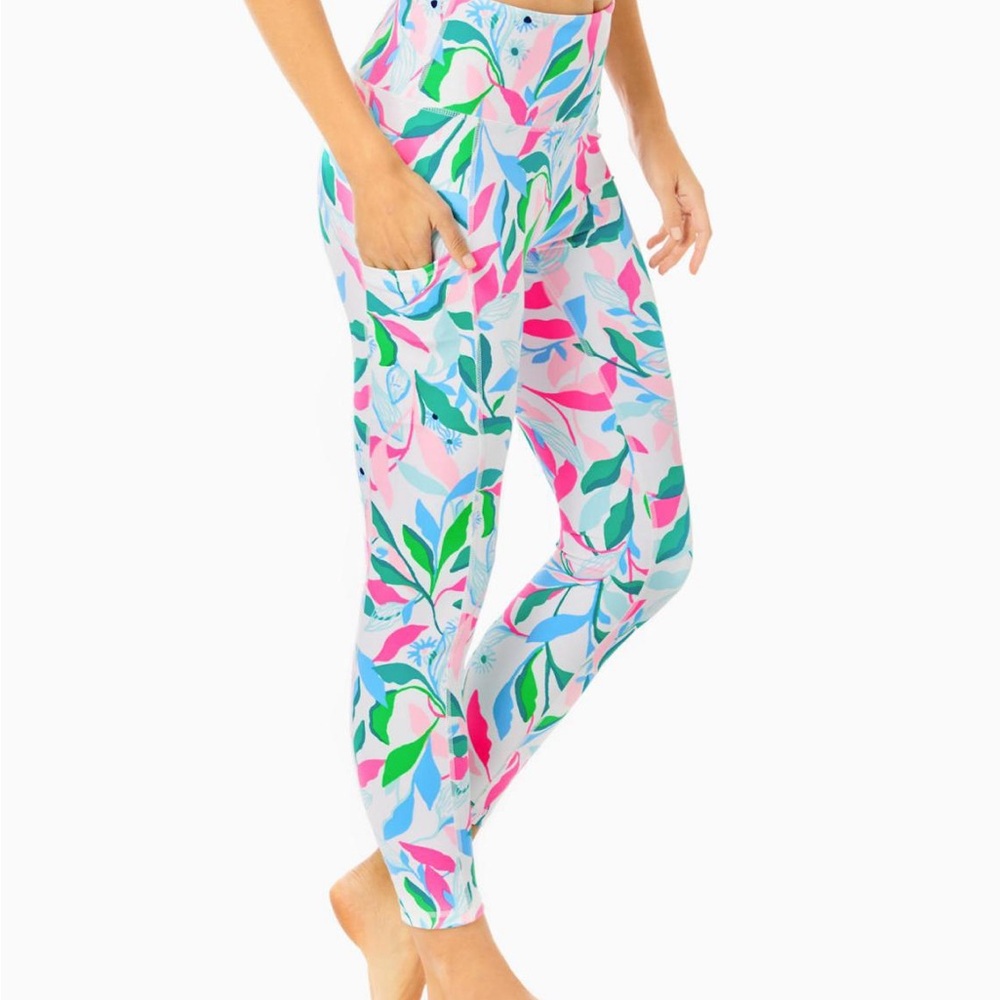 LILLY PULITZER WEEKENDER HIGH RISE LEGGINGS RESORT WHITE HOLDING COURT SZ SMALL